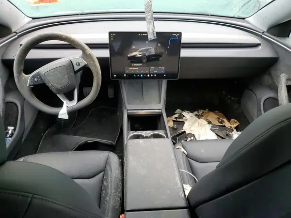 5YJ3E1EBXSF968335 2025 TESLA MODEL 3 - Image 8