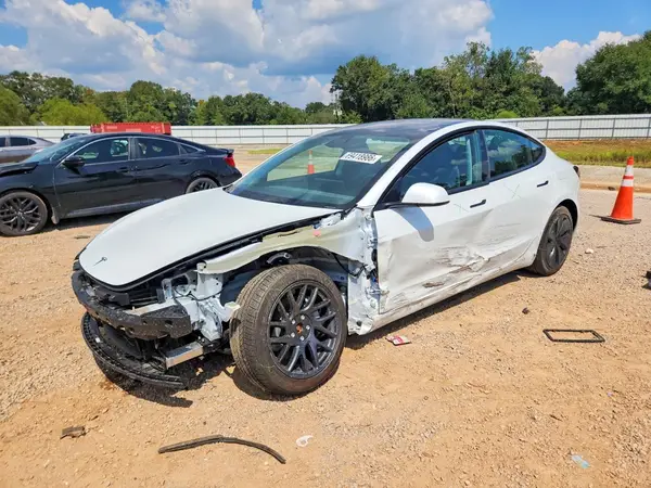 5YJ3E1EBXTF156373 2026 TESLA MODEL 3 - Image 1