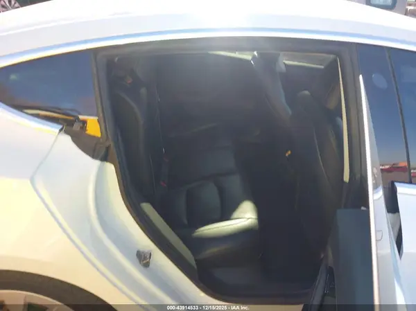 5YJ3E1EC0LF587023 2020 TESLA MODEL 3 - Image 8