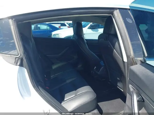 5YJ3E1EC0LF623972 2020 TESLA MODEL 3 - Image 8