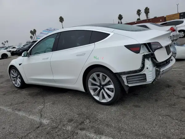 5YJ3E1EC0LF627634 2020 TESLA MODEL 3 - Image 2