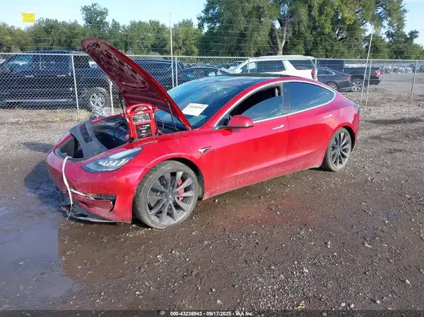5YJ3E1EC0LF641078 2020 TESLA MODEL 3 - Image 2