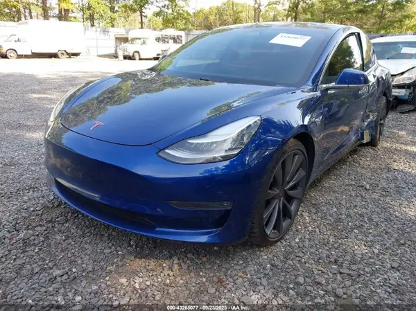 5YJ3E1EC0LF641159 2020 TESLA MODEL 3 - Image 2