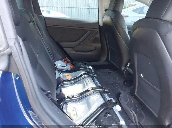 5YJ3E1EC0LF641159 2020 TESLA MODEL 3 - Image 8