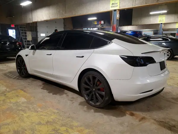 5YJ3E1EC0LF720735 2020 TESLA MODEL 3 - Image 2