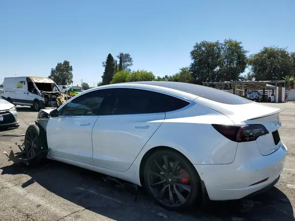 5YJ3E1EC0LF805445 2020 TESLA MODEL 3 - Image 2