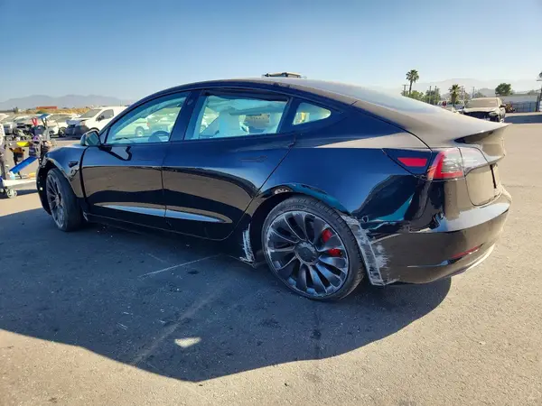 5YJ3E1EC0MF000725 2021 TESLA MODEL 3 - Image 2
