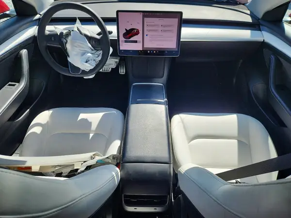 5YJ3E1EC0MF044448 2021 TESLA MODEL 3 - Image 8
