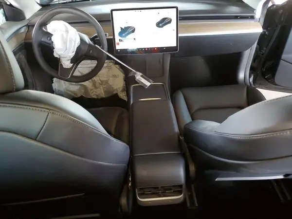 5YJ3E1EC0MF060360 2021 TESLA MODEL 3 - Image 8