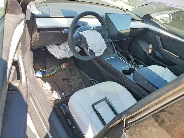 5YJ3E1EC0MF064182 2021 TESLA MODEL 3 - Image 8