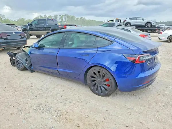 5YJ3E1EC0MF926185 2021 TESLA MODEL 3 - Image 2