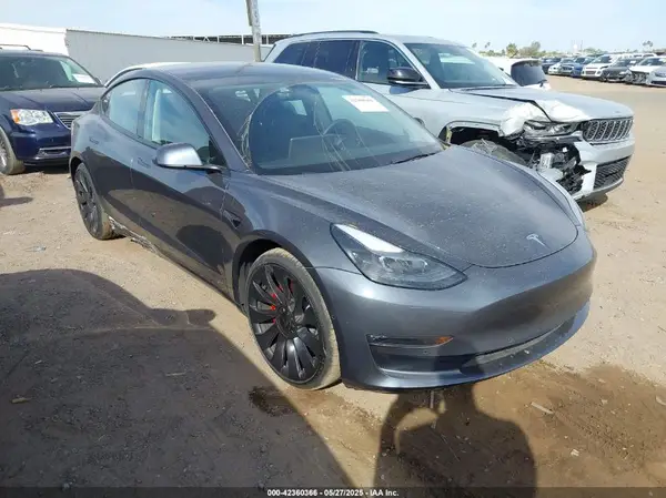 5YJ3E1EC0NF165739 2022 TESLA MODEL 3 - Image 1