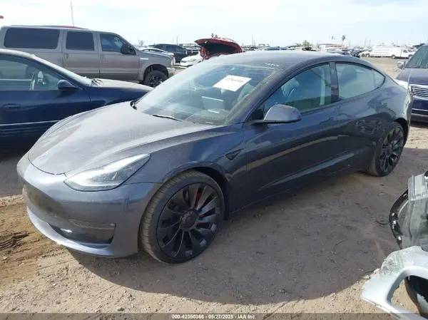 5YJ3E1EC0NF165739 2022 TESLA MODEL 3 - Image 2