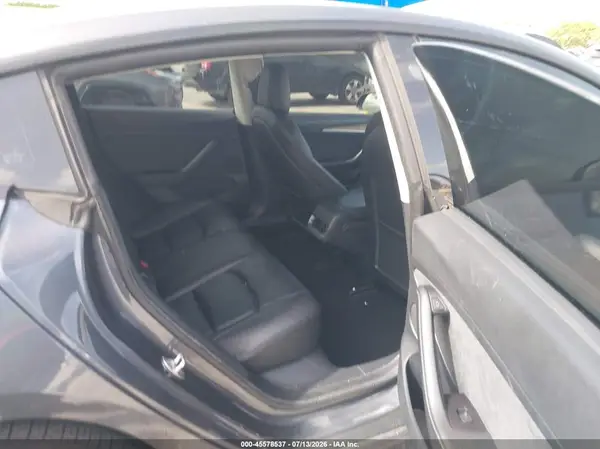 5YJ3E1EC0NF193895 2022 TESLA MODEL 3 - Image 8