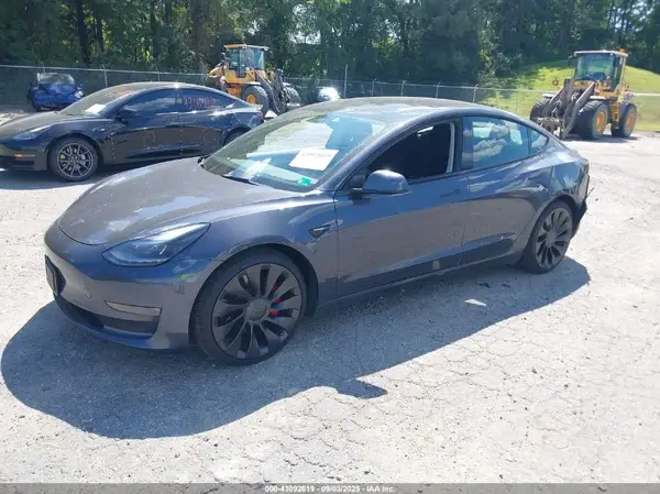 5YJ3E1EC0NF194190 2022 TESLA MODEL 3 - Image 2