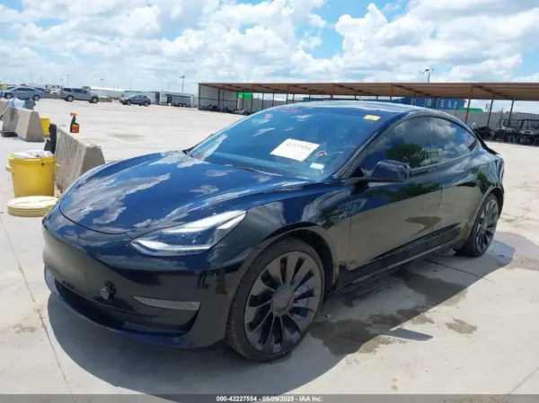 5YJ3E1EC0NF195615 2022 TESLA MODEL 3 - Image 2