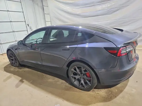 5YJ3E1EC0NF202109 2022 TESLA MODEL 3 - Image 2