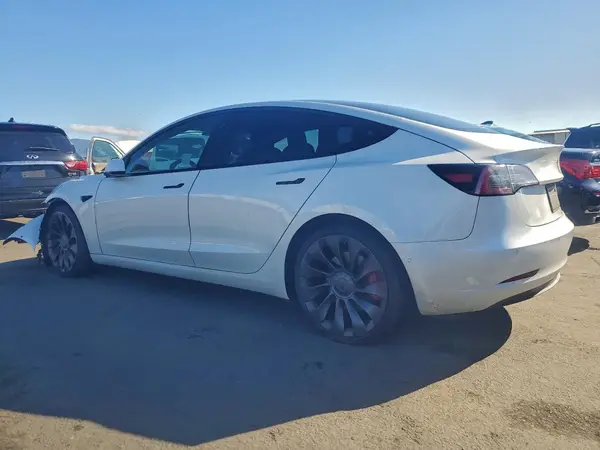 5YJ3E1EC0NF229259 2022 TESLA MODEL 3 - Image 2