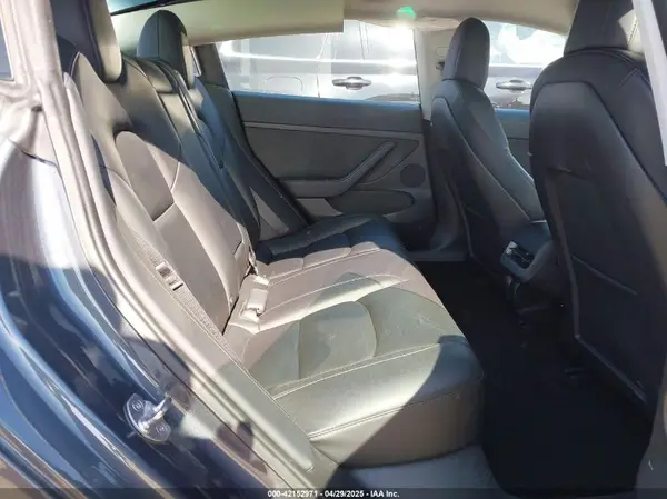 5YJ3E1EC0NF270037 2022 TESLA MODEL 3 - Image 8