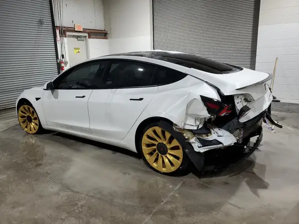 5YJ3E1EC0NF270247 2022 TESLA MODEL 3 - Image 2