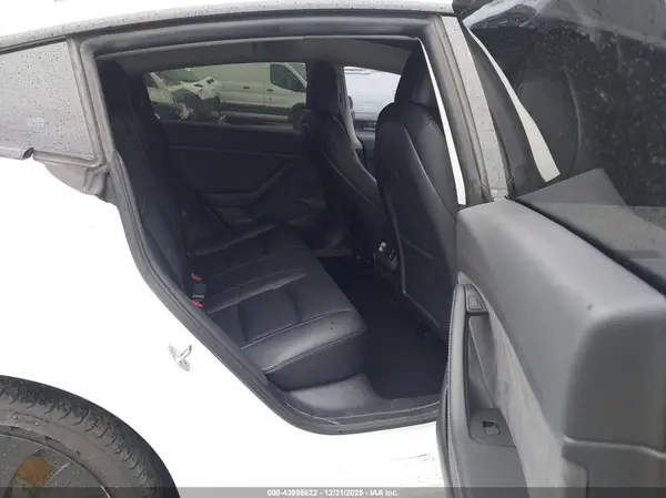 5YJ3E1EC0NF314800 2022 TESLA MODEL 3 - Image 8