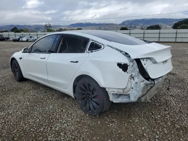 5YJ3E1EC0NF328907 2022 TESLA MODEL 3 - Image 2