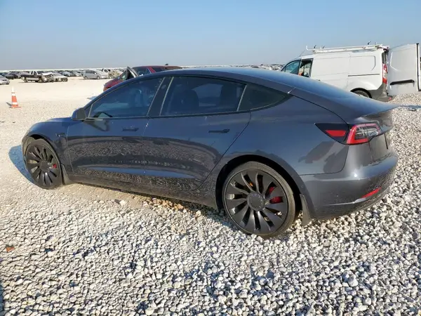 5YJ3E1EC0NF347425 2022 TESLA MODEL 3 - Image 2