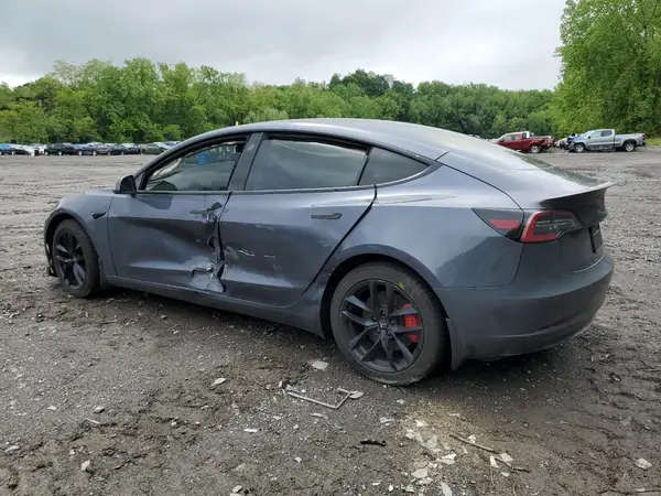 5YJ3E1EC0NF358487 2022 TESLA MODEL 3 - Image 2