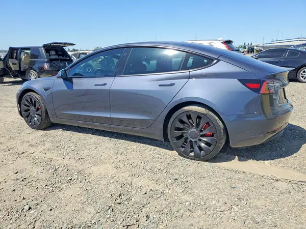 5YJ3E1EC0PF410543 2023 TESLA MODEL 3 - Image 2