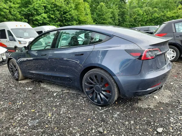 5YJ3E1EC0PF418416 2023 TESLA MODEL 3 - Image 2