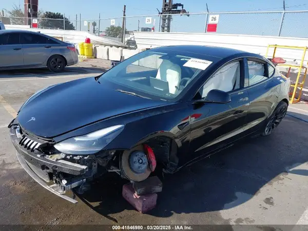 5YJ3E1EC0PF461301 2023 TESLA MODEL 3 - Image 2