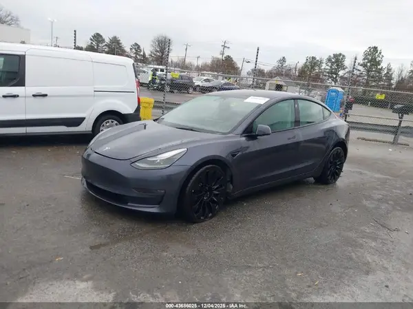 5YJ3E1EC0PF488692 2023 TESLA MODEL 3 - Image 2