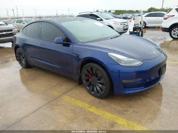 5YJ3E1EC0PF491978 2023 TESLA MODEL 3 - Image 1