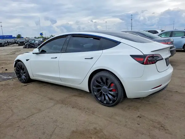 5YJ3E1EC0PF518175 2023 TESLA MODEL 3 - Image 2