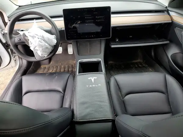5YJ3E1EC0PF518175 2023 TESLA MODEL 3 - Image 8