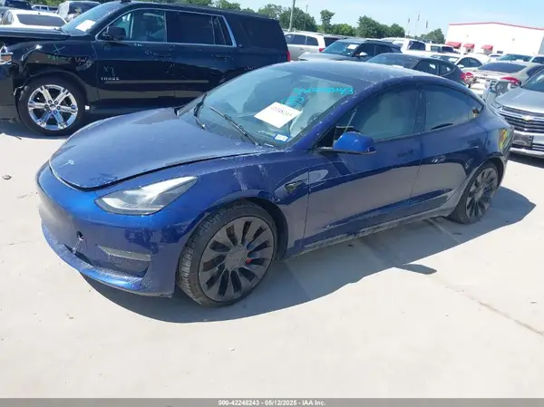 5YJ3E1EC0PF579218 2023 TESLA MODEL 3 - Image 2