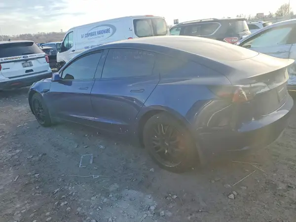 5YJ3E1EC0PF608846 2023 TESLA MODEL 3 - Image 2