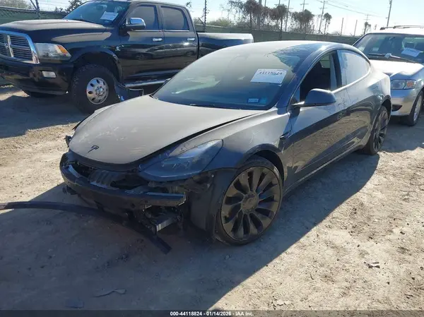 5YJ3E1EC0PF628238 2023 TESLA MODEL 3 - Image 2