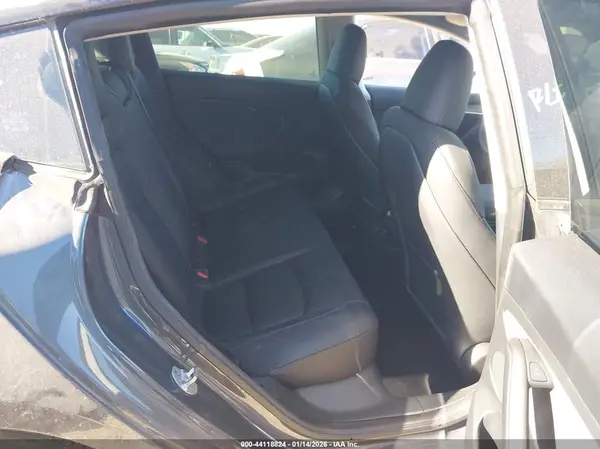 5YJ3E1EC0PF628238 2023 TESLA MODEL 3 - Image 8
