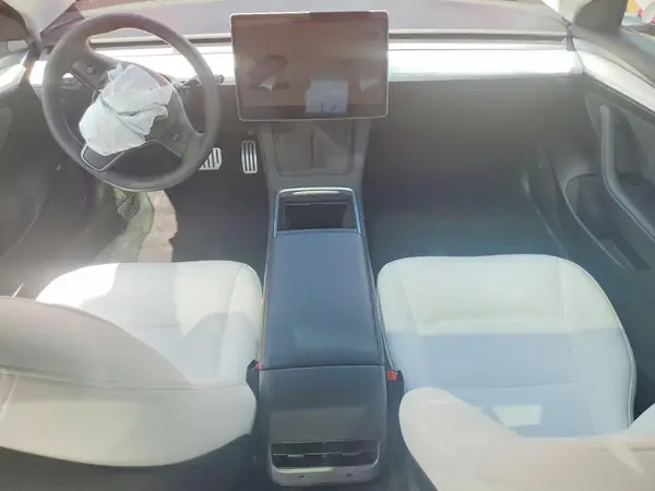5YJ3E1EC0PF628384 2023 TESLA MODEL 3 - Image 8