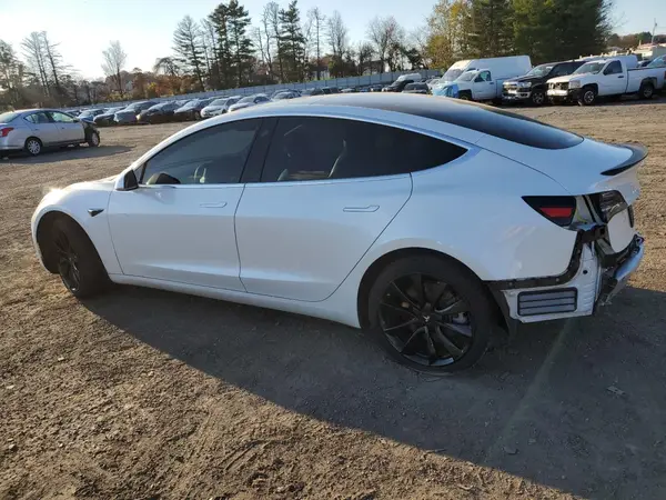 5YJ3E1EC1LF586981 2020 TESLA MODEL 3 - Image 2