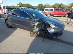 5YJ3E1EC1LF601706 2020 TESLA MODEL 3