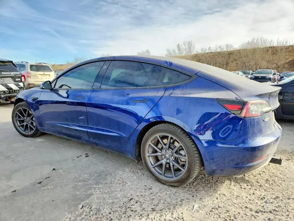 5YJ3E1EC1LF602239 2020 TESLA MODEL 3 - Image 2