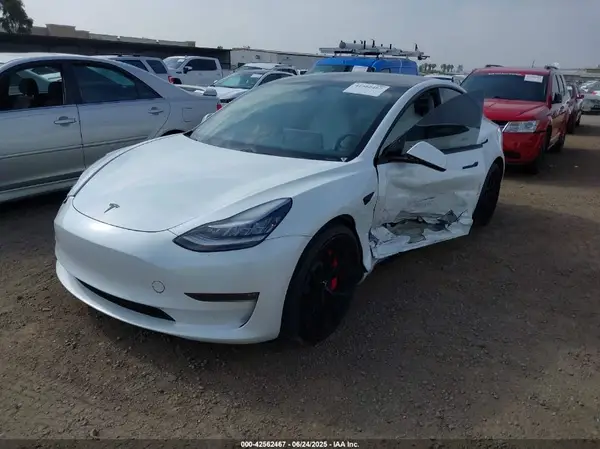 5YJ3E1EC1LF625164 2020 TESLA MODEL 3 - Image 2
