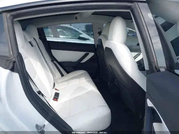 5YJ3E1EC1LF625164 2020 TESLA MODEL 3 - Image 8