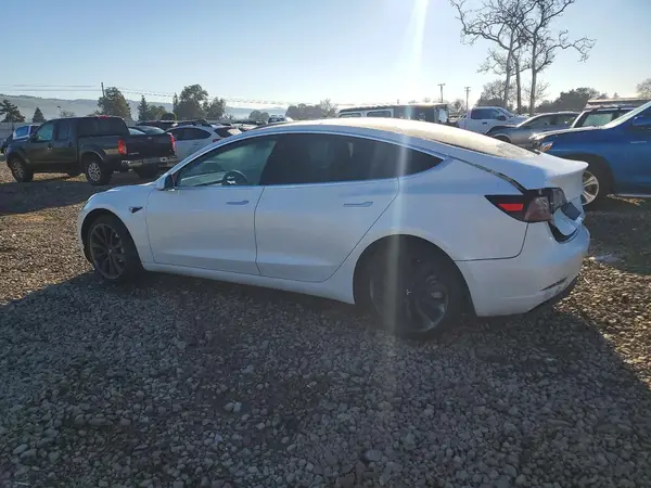 5YJ3E1EC1LF627545 2020 TESLA MODEL 3 - Image 2