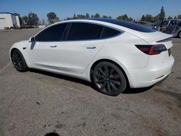 5YJ3E1EC1LF719206 2020 TESLA MODEL 3 - Image 2