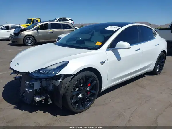 5YJ3E1EC1LF719240 2020 TESLA MODEL 3 - Image 2