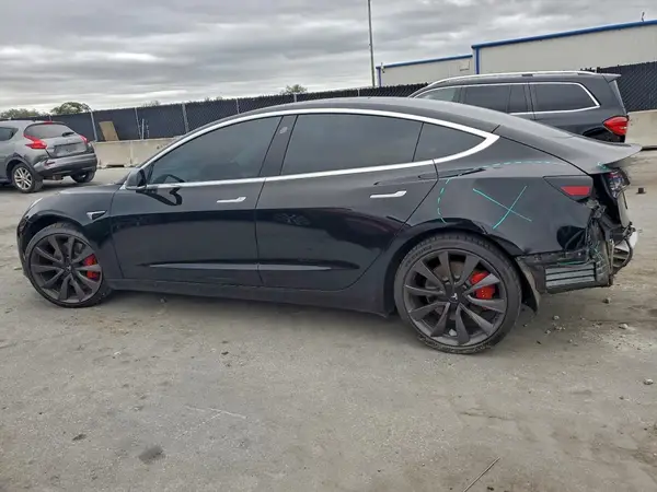 5YJ3E1EC1LF746857 2020 TESLA MODEL 3 - Image 2