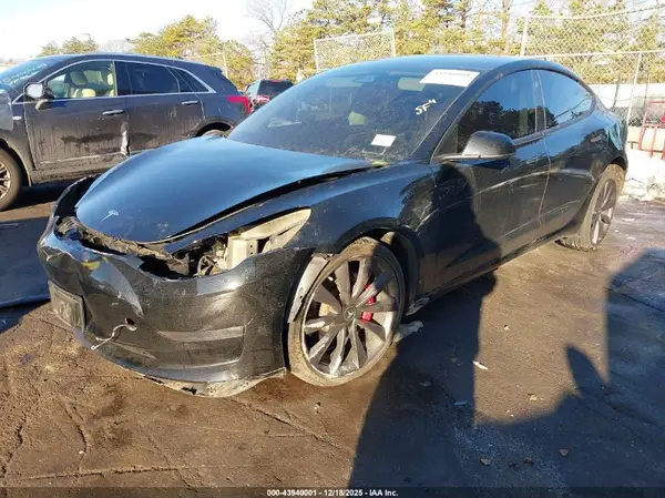5YJ3E1EC1LF796190 2020 TESLA MODEL 3 - Image 2